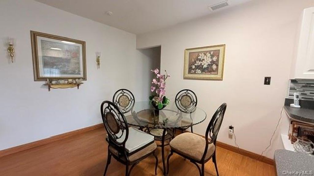 5 El Camino Court 5, Coram, NY 11727 — photo 5