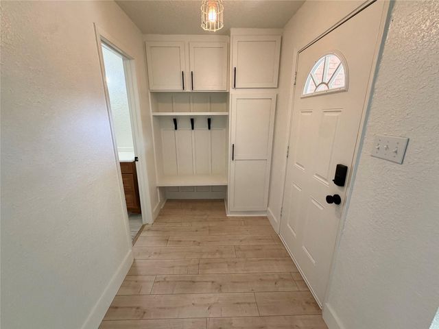 71 Cayenne Common, Lake Jackson, TX 77566