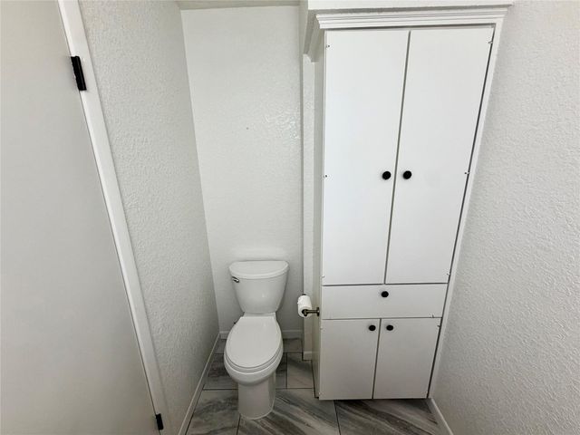 71 Cayenne Common, Lake Jackson, TX 77566