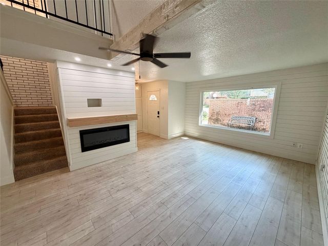 71 Cayenne Common, Lake Jackson, TX 77566