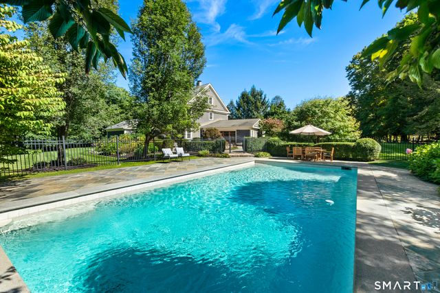 121 Cedar Lane, Ridgefield, CT 06877