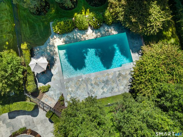 121 Cedar Lane, Ridgefield, CT 06877