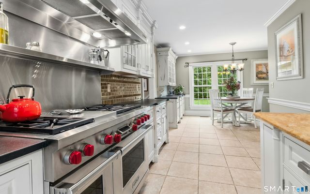 121 Cedar Lane, Ridgefield, CT 06877