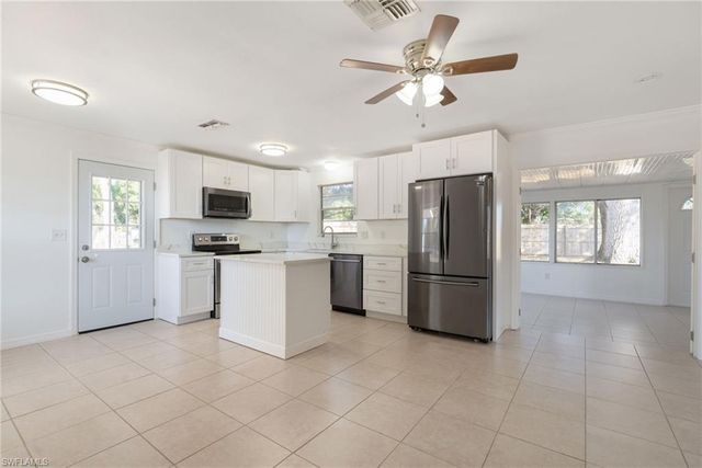 100 Contee DR, Lehigh Acres, FL 33936
