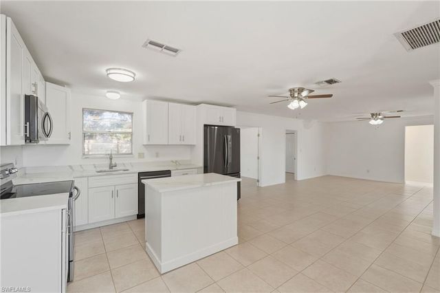 100 Contee DR, Lehigh Acres, FL 33936