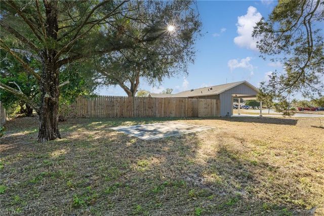 100 Contee DR, Lehigh Acres, FL 33936