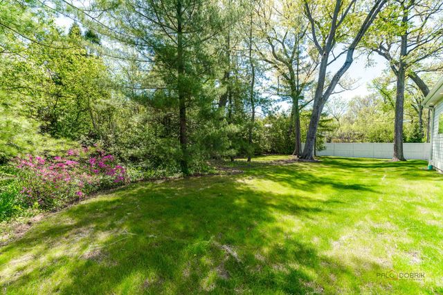 707 Brierhill Road, Deerfield, IL 60015