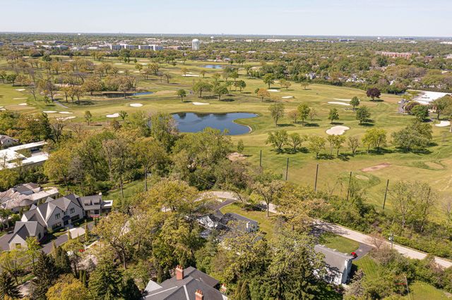 707 Brierhill Road, Deerfield, IL 60015