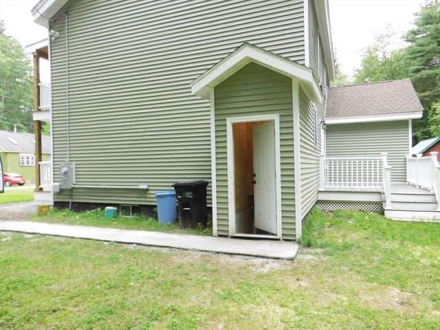 13 Showell Pond Road, Sandown, NH 03841