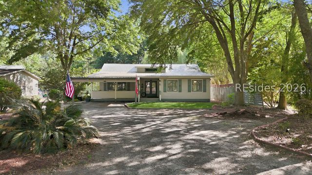 1336 Tickton Hall Rd, Ridgeland, SC 29936