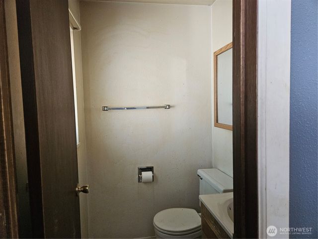 1635 Jackson Street, Shelton, WA 98584