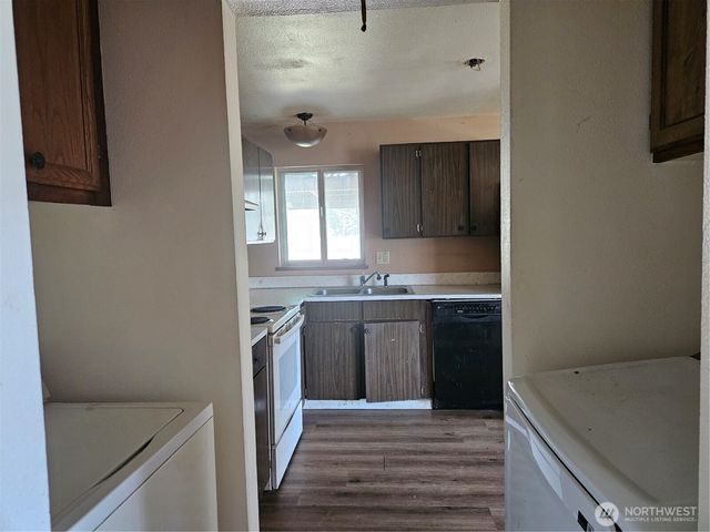 1635 Jackson Street, Shelton, WA 98584