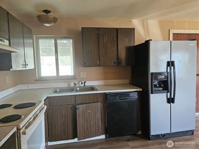 1635 Jackson Street, Shelton, WA 98584