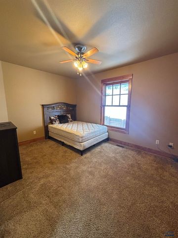 188 OAK RIDGE RD, Spearfish, SD 57783
