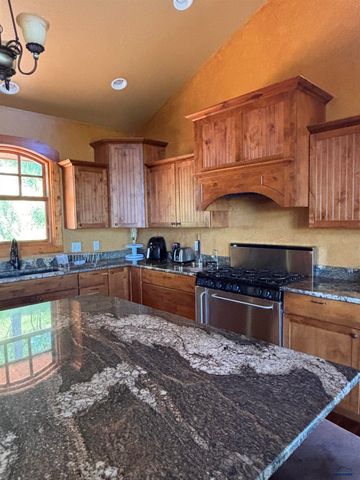 188 OAK RIDGE RD, Spearfish, SD 57783
