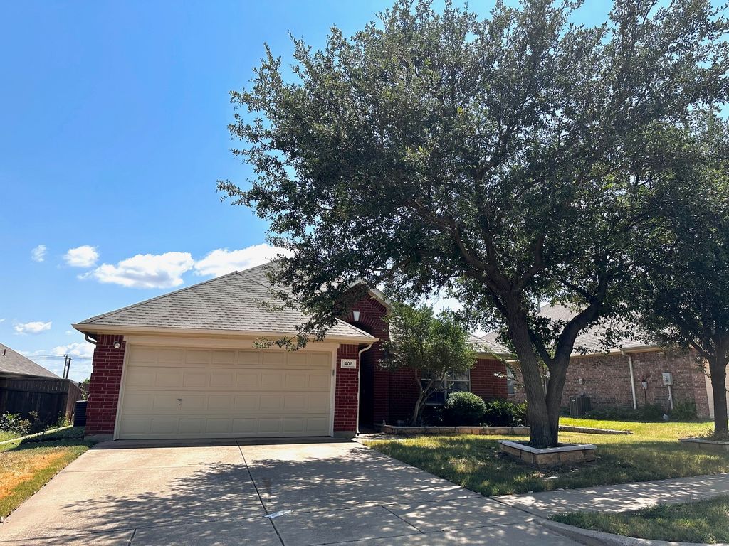405 Lois Lane, Euless, TX 76040