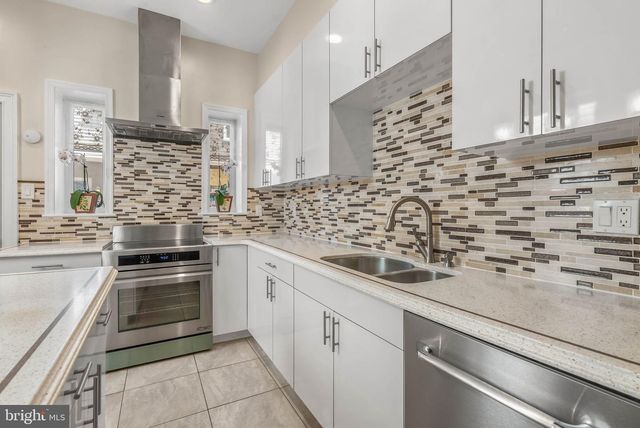 2515 S 16TH ST, Philadelphia, PA 19145