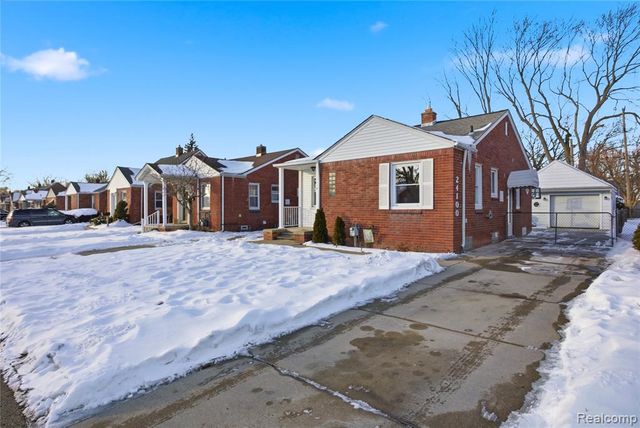 24100 Ross Street, Dearborn, MI 48124