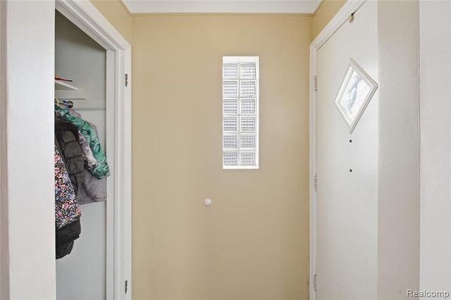 24100 Ross Street, Dearborn, MI 48124