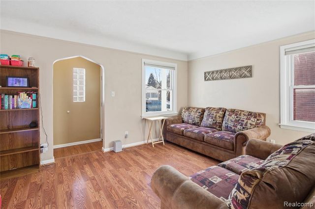 24100 Ross Street, Dearborn, MI 48124