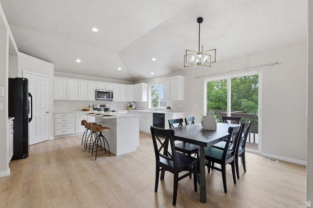 1078 N COYOTE RUN, Saratoga Springs, UT 84045