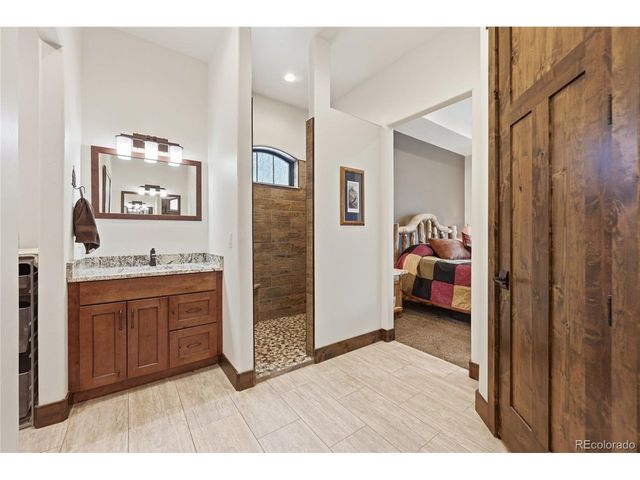 1372 Kenosha Dr, Larkspur, CO 80118