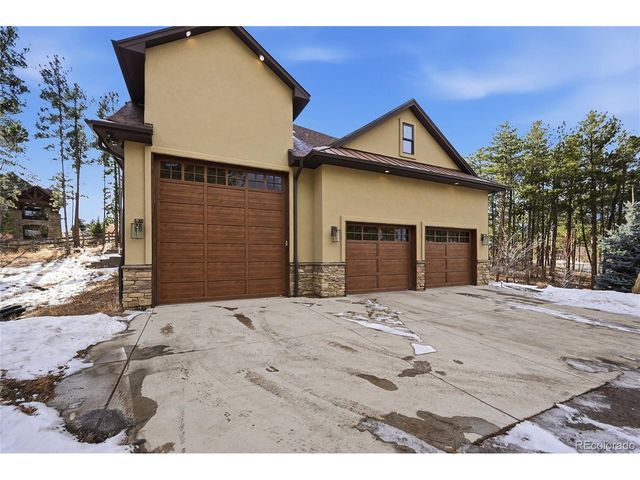 1372 Kenosha Dr, Larkspur, CO 80118