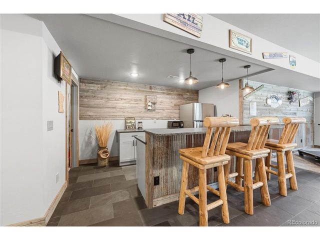 1372 Kenosha Dr, Larkspur, CO 80118