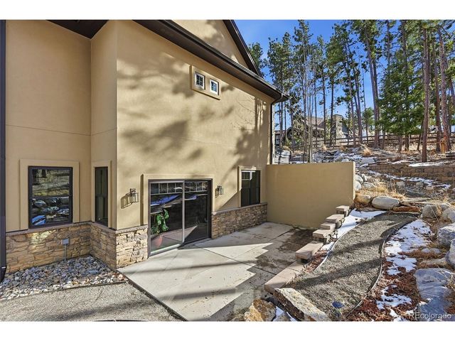 1372 Kenosha Dr, Larkspur, CO 80118