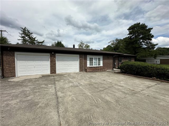 1601 Blue Springs Road, Fayetteville, NC 28304