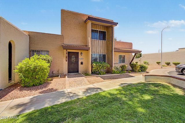 1837 W STELLA Lane, Phoenix, AZ 85015