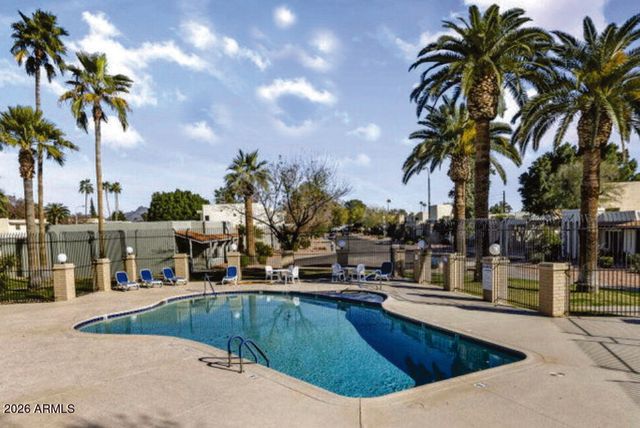 1837 W STELLA Lane, Phoenix, AZ 85015