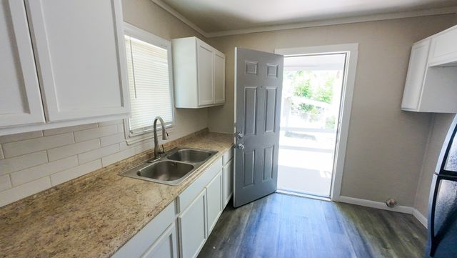 3428 Kellogg Avenue, Dallas, TX 75216
