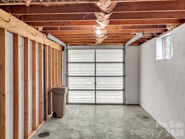 250 Reeves Cove Road, Candler, NC 28715