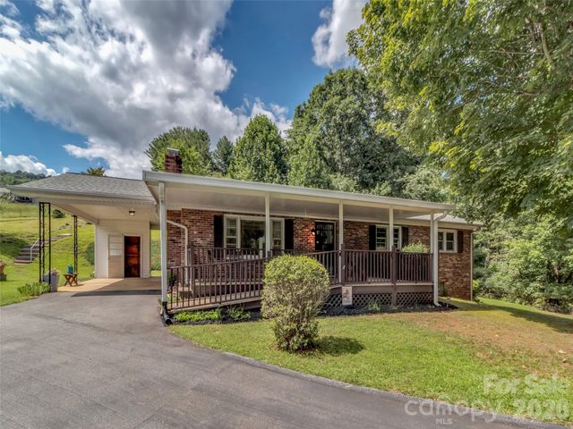250 Reeves Cove Road, Candler, NC 28715