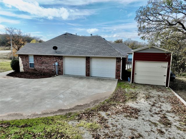 2013 State Hwy 9A, Eufaula, OK 74432