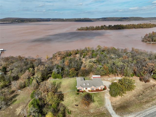 2013 State Hwy 9A, Eufaula, OK 74432