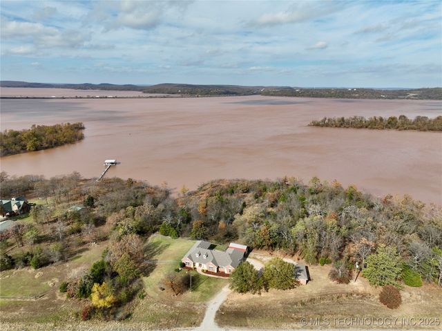 2013 State Hwy 9A, Eufaula, OK 74432