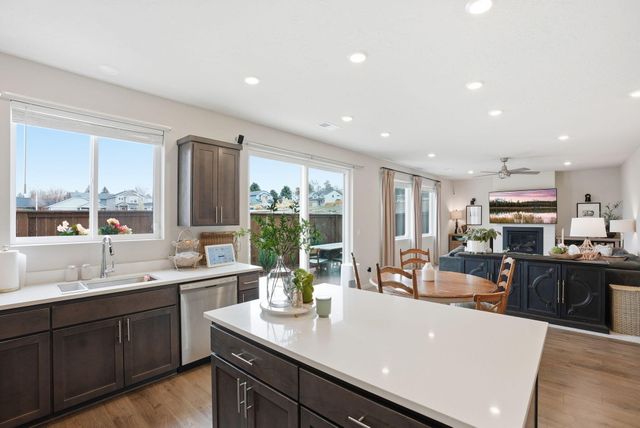 4015 SW Quartz Place, Redmond, OR 97756