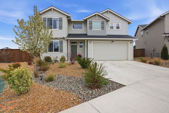 4015 SW Quartz Place, Redmond, OR 97756