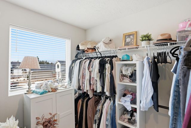 4015 SW Quartz Place, Redmond, OR 97756