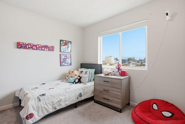 4015 SW Quartz Place, Redmond, OR 97756