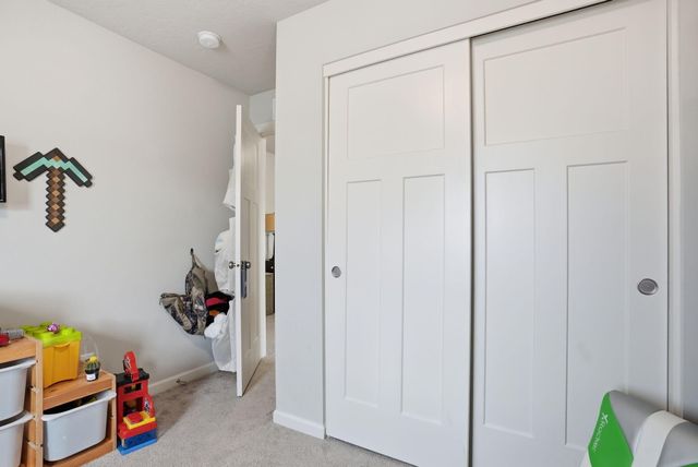 4015 SW Quartz Place, Redmond, OR 97756