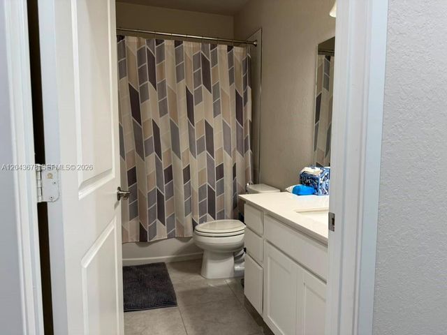 1057 NW 5th St 1057, Florida City, FL 33034