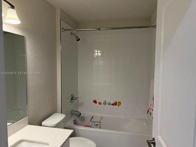 1057 NW 5th St 1057, Florida City, FL 33034