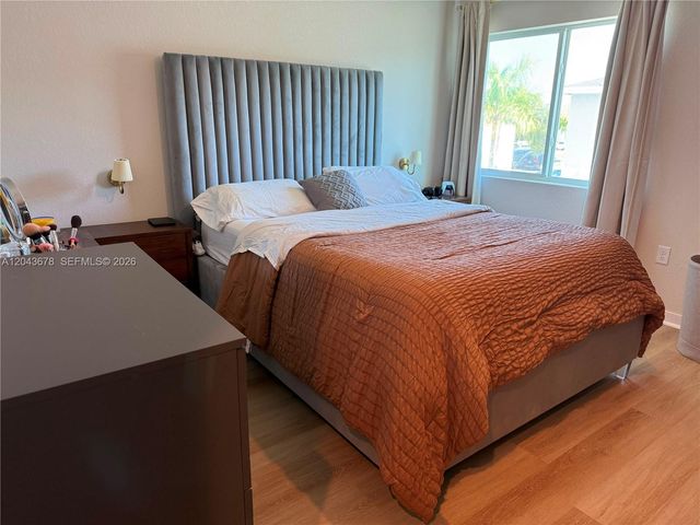 1057 NW 5th St 1057, Florida City, FL 33034