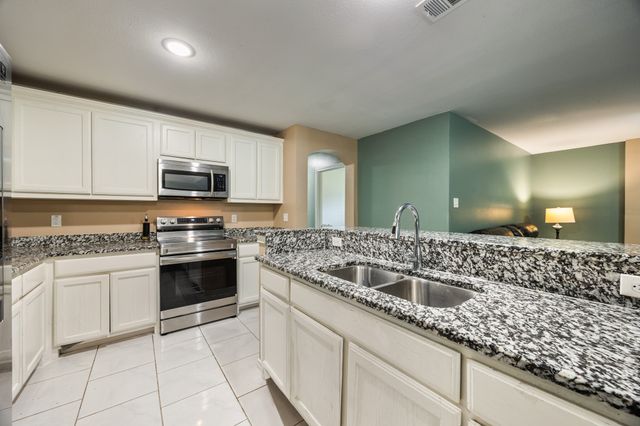 600 Saint Luke Street, Terrell, TX 75160