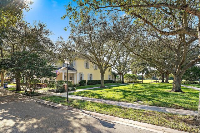 206 Barbados Drive, Jupiter, FL 33458