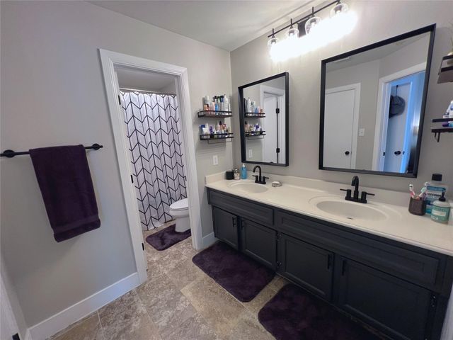 1728 Bevis Street, Houston, TX 77008