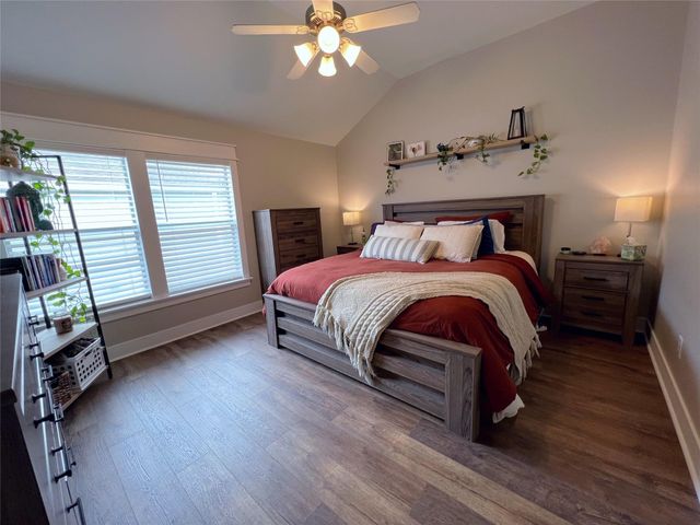 1728 Bevis Street, Houston, TX 77008